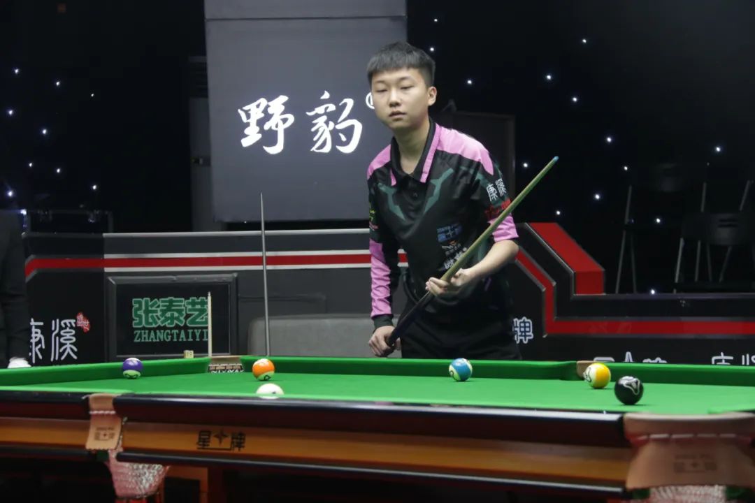 竞技场上 竞技场上